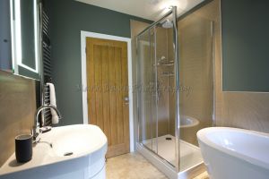 _gorgeous low burn cottage 55.jpg